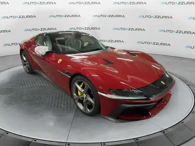 Nuova Ferrari 12 Cilindri 829 CV (609 kW) 2026 Rosso Cabrio