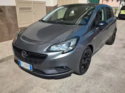 Usado Opel Corsa 90 HP (66 kW) 2016 Cinzento Citadino