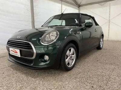 Usata Mini One Cabriolet 102 CV (75 kW) 2017 Verde Cabrio