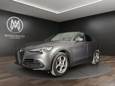 Second-hand Alfa Romeo Stelvio Sprint 160 CP (117 kW) 2022 Gri SUV