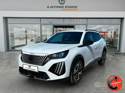 Usata Peugeot 2008 Allure 100 CV (73 kW) 2023 Bianco SUV