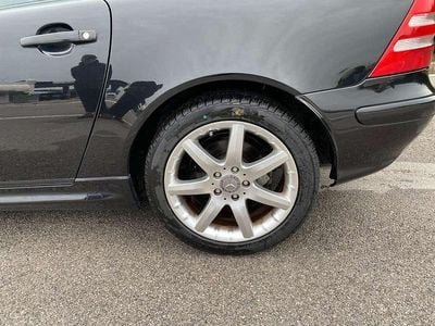 Usata Mercedes SLK200 163 CV (119 kW) 2003 Nero Cabrio