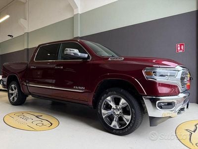 Usata RAM 1500 265 CV (194 kW) 2022 Bordeaux Pick-up