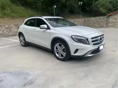 Usata Mercedes GLA200 136 CV (100 kW) 2016 SUV