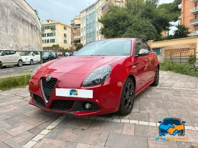 Usata Alfa Romeo Giulietta Super 120 CV (88 kW) 2017 Rosso Utilitaria
