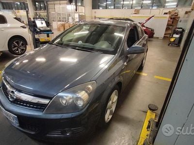 Usata Opel Astra GTC 2008 Blu