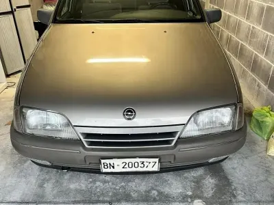 Usata Opel Omega 122 CV (89 kW) 1988 Station wagon