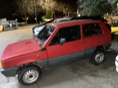 Usata Fiat Panda 45 CV (33 kW) 1992 Rosso Berlina