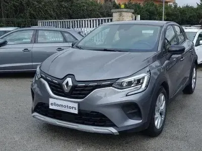 Usata Renault Captur Business 116 CV (85 kW) 2021 Grigio SUV