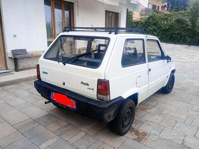 Usata Fiat Panda Young 54 CV (39 kW) 2002 Bianco Berlina