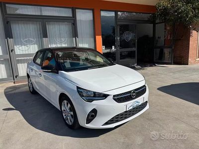 Usata Opel Corsa Edition 102 CV (75 kW) 2022 Bianco Utilitaria