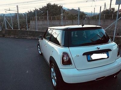 Usata Mini ONE 90 CV (66 kW) 2009 Bianco Utilitaria