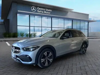 Usata Mercedes 220 Premium 199 CV (146 kW) 2022 Argento Station wagon