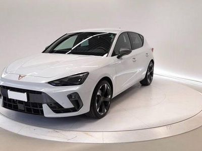 Usata Cupra Leon 150 CV (110 kW) 2025 Bianco pastello Berlina