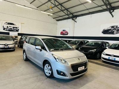 Usata Peugeot 5008 120 CV (88 kW) 2015 Other Monovolume
