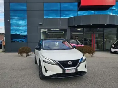 Usata Nissan Qashqai N-Connecta 140 CV (102 kW) 2023 Bianco SUV