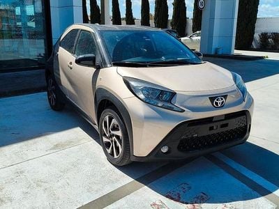 Second-hand Toyota Aygo X Lounge 72 CP (52 kW) 2025 Maro SUV