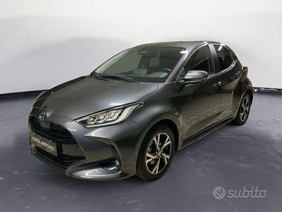 Usata Toyota Yaris Hybrid Trend 2024 Grigio Berlina
