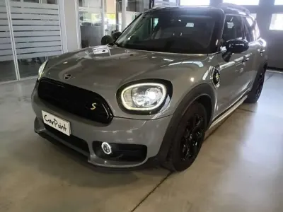 Usata Mini Cooper Countryman Business 136 CV (100 kW) 2020 Argento SUV