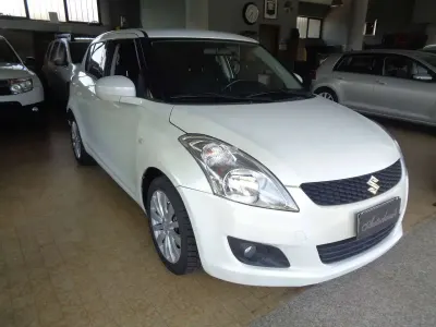 Usata Suzuki Swift 94 CV (69 kW) 2011 Perlato Utilitaria