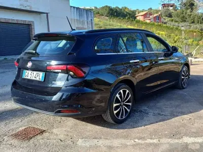 Usata Fiat Tipo Business 120 CV (88 kW) 2020 Nero Station wagon
