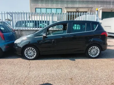 Usata Ford B-MAX 84 CV (61 kW) 2013 Nero Monovolume