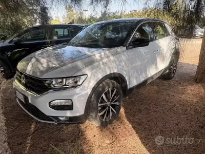 Usata VW T-Roc 116 CV (85 kW) 2020 Grigio SUV