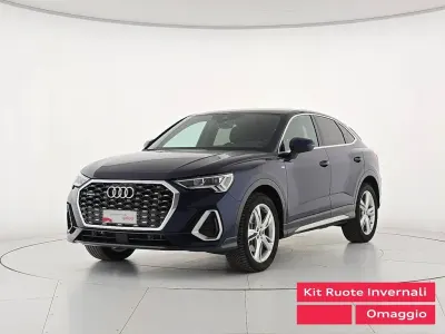 Usata Audi Q3 Sportback S-Line 193 CV (141 kW) 2024 Blu/azzurro SUV
