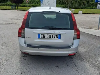 Usata Volvo V50 101 CV (74 kW) 2010 Grigio Station wagon
