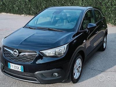 Usata Opel Crossland X Innovation 102 CV (75 kW) 2020 Blu SUV