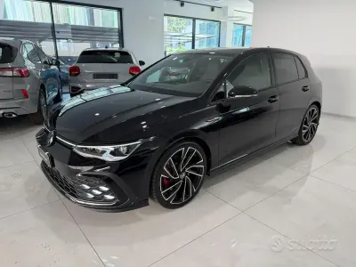 Usata VW Golf VIII GTI 245 CV (180 kW) 2023 Nero Berlina