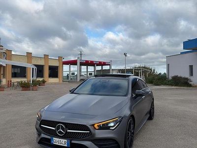 Usata Mercedes CLA200 150 CV (110 kW) 2020 Grigio Station wagon