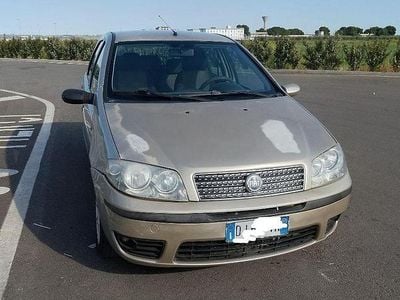 Usata Fiat Punto 69 CV (50 kW) 2007 Utilitaria