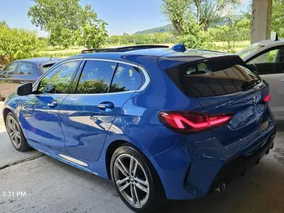 Usata BMW 118 M Sport 150 CV (110 kW) 2022 Blu/azzurro Utilitaria