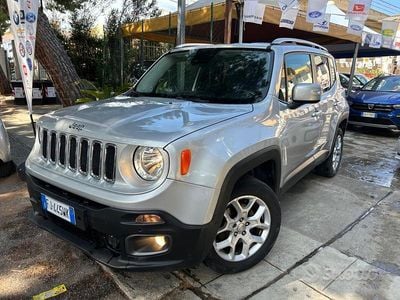 Usata Jeep Renegade Limited 140 CV (102 kW) 2017 Grigio SUV