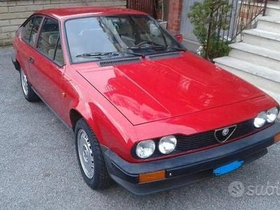 Second-hand Alfa Romeo Alfetta 130 CP (95 kW) 1986 Roșu Coupe