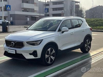 Usata Volvo XC40 Core 129 CV (94 kW) 2022 Bianco SUV