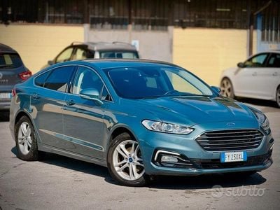 Usata Ford Mondeo Business Edition 150 CV (110 kW) 2019 Blu Berlina