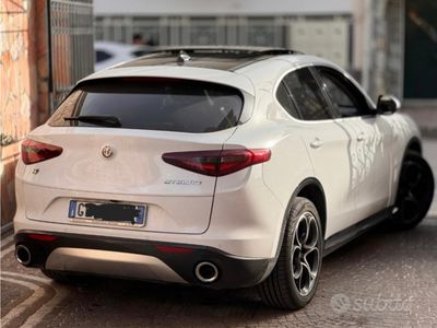 Usata Alfa Romeo Stelvio Ti 210 CV (154 kW) 2020 Bianco SUV