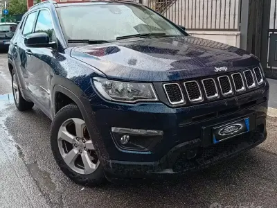 Begagnad Jeep Compass Longitude 120 HK (88 kW) 2019 Blå SUV