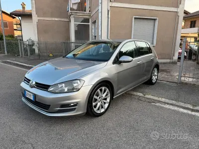 Usata VW Golf VII Highline 122 CV (89 kW) 2013 Grigio Berlina