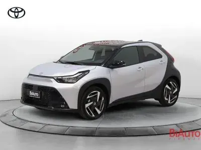 Nuova Toyota Aygo X Premium 116 CV (85 kW) 2026 Grigio SUV