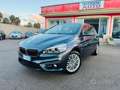 Usata BMW 216 Active Tourer Luxury Line 115 CV (84 kW) 2016 Grigio Monovolume