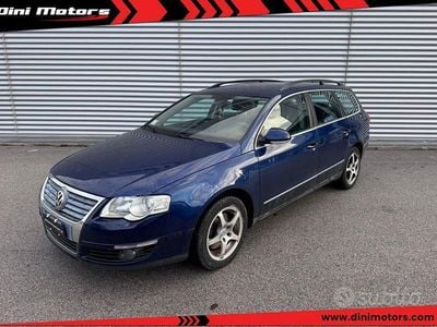 Usata VW Passat Highline 140 CV (102 kW) 2007 Blu Station wagon