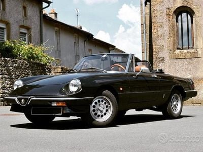 Usata Alfa Romeo Spider Veloce 128 CV (94 kW) 1983 Nero Cabrio