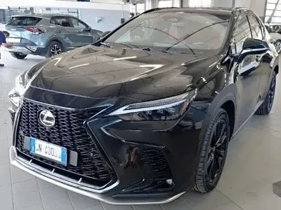 Usata Lexus NX450h+