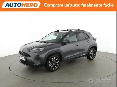 Gebraucht Toyota Yaris Cross Trend 92 PS (67 kW) 2023 Grau SUV
