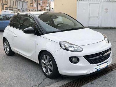 Usata Opel Adam 87 CV (63 kW) 2014 Bianco Utilitaria