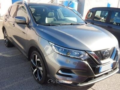 Grigio Usata 2017 Nissan Qashqai Tekna+ SUV | 16.500 € (Buon prezzo)