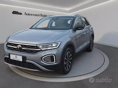 Usata VW T-Roc Style 110 CV (80 kW) 2023 Nero SUV